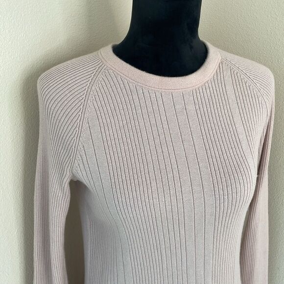 Tory Burch Margaret peplum dusty pink silk cashmere sweater - Picture 2 of 10